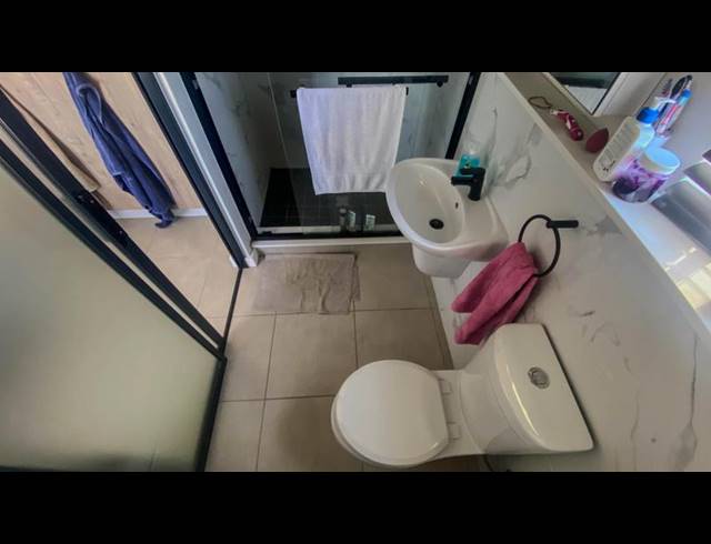 2 BEDROOM APARTMENT FOR SALE IN RICHWOOD